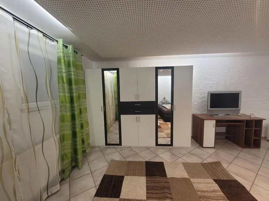 Souterrain Fewo Giss Postbauer-Heng Apartamento